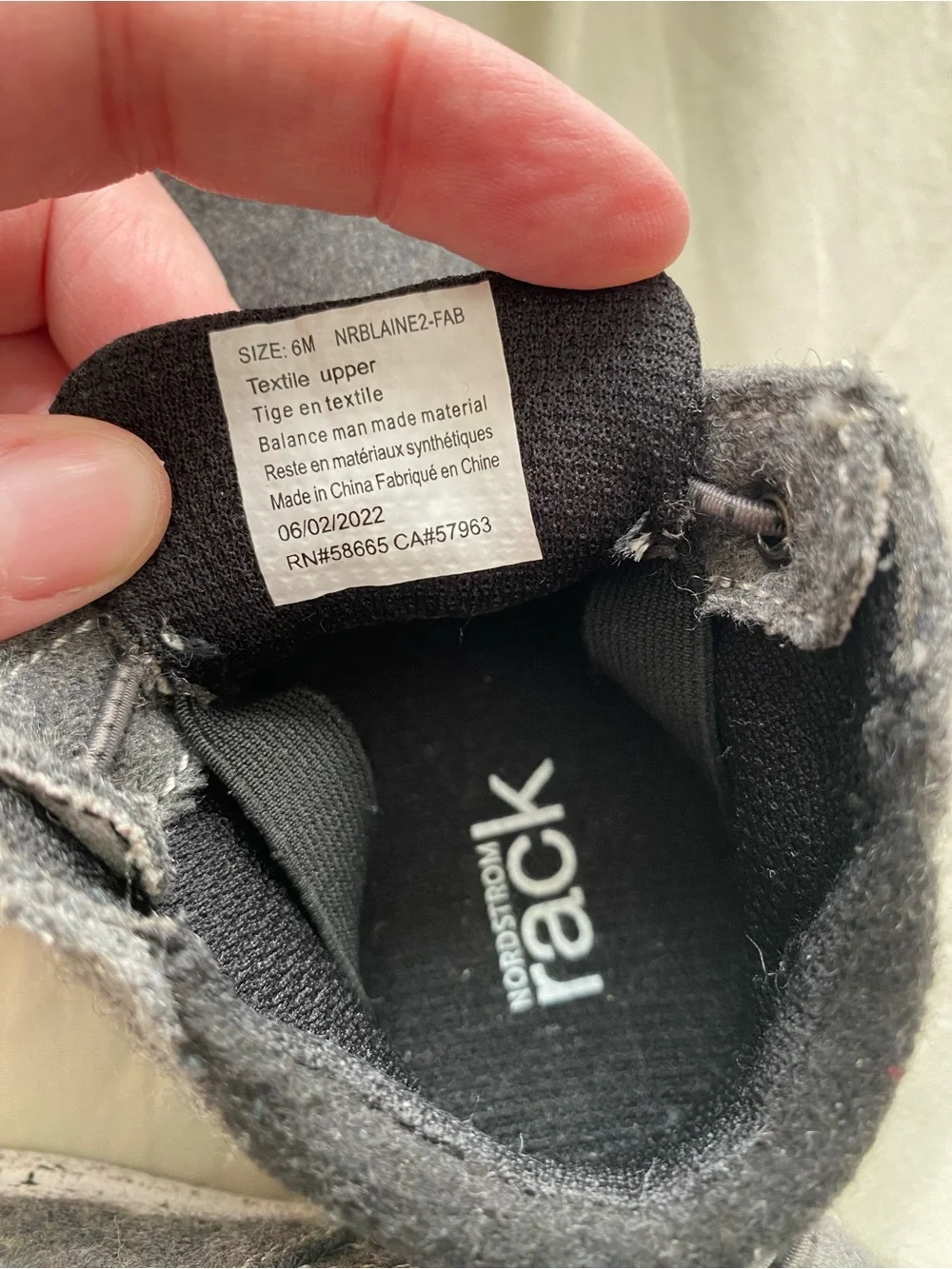 Nordstrom Rack Baby Gray Felt Booties Shoes Size 6M